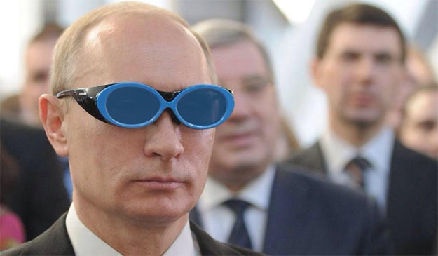 Володимир Путін в блакитних окулярах