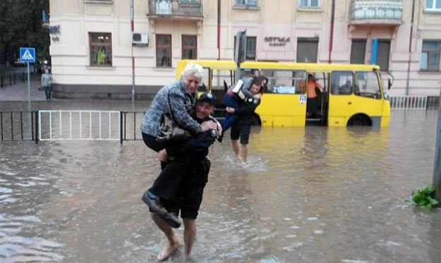 Дощ у Львові